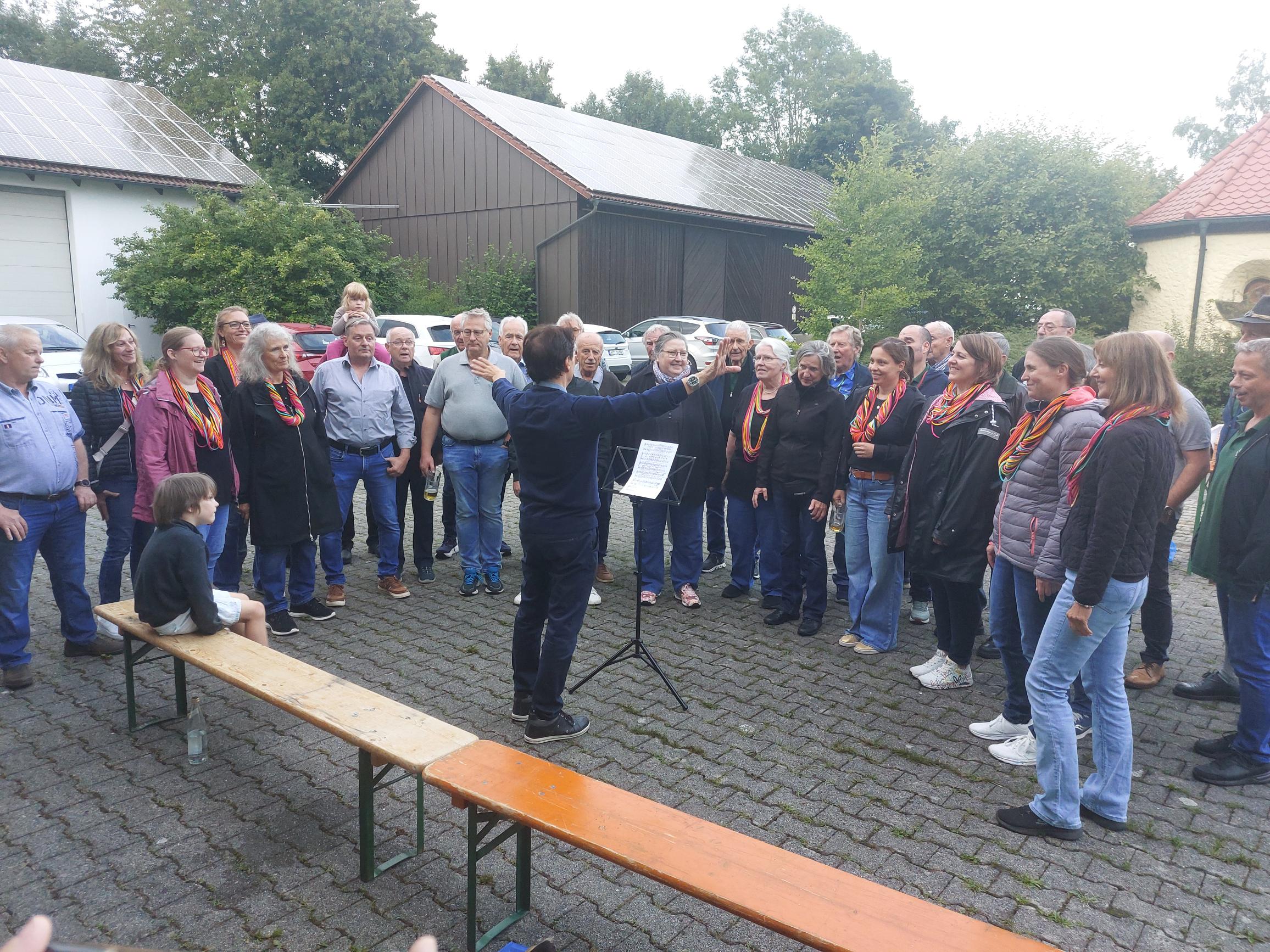 Mehr über den Artikel erfahren Hofgottesdienst bei Georg und Anneliese Schollweck